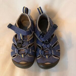 Keen Kids Navy Blue Sandals sz 10